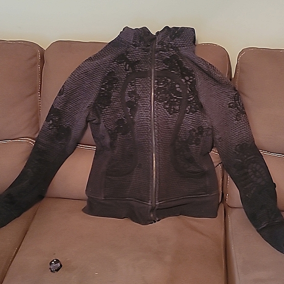 Lululemon athletica scuba hoodie - Picture 1 of 4